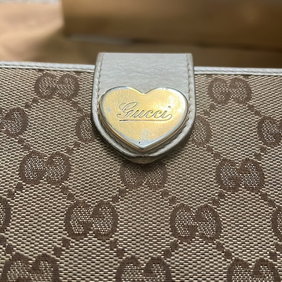 Gucci Wallet - Picture 8 of 16